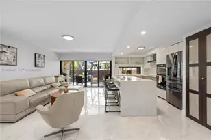 2771 NE 164th St, North Miami Beach, FL 33160 - Photo 17