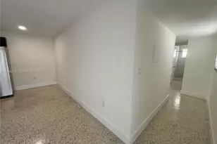 458 E 31st St, Hialeah, FL 33013 - Photo 5