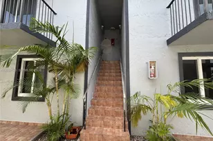 458 E 31st St, Hialeah, FL 33013 - Photo 11