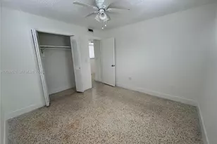 458 E 31st St, Hialeah, FL 33013 - Photo 11