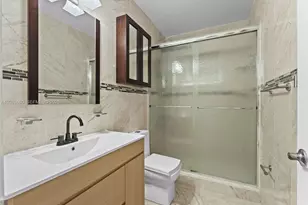110 NE 152nd St, Miami, FL 33162 - Photo 27