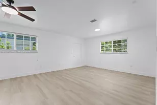 110 NE 152nd St, Miami, FL 33162 - Photo 41