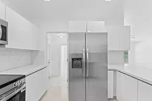 110 NE 152nd St, Miami, FL 33162 - Photo 11