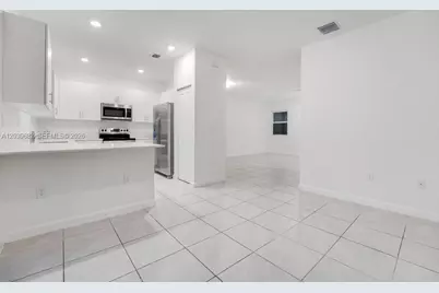 2615 SE 11th St #2615, Homestead, FL 33035 - Photo 7