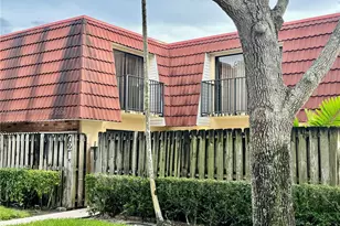721 NW Nw 99th Circle, Plantation, FL 33324 - Photo 1