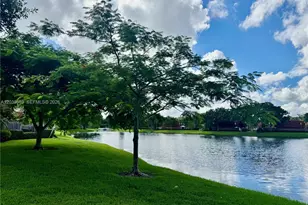 721 NW Nw 99th Circle, Plantation, FL 33324 - Photo 17