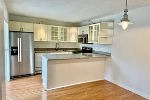 721 NW Nw 99th Circle, Plantation, FL 33324 - Photo 5