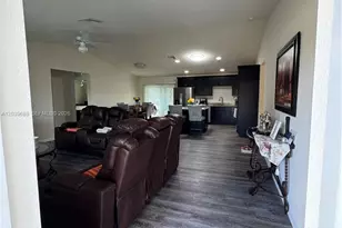1201 Banjo Ct, Labelle, FL 33935 - Photo 5