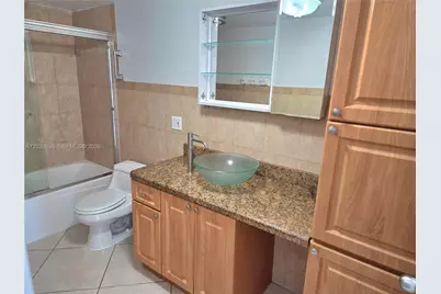 11930 N Bayshore Dr #910, North Miami, FL 33181 - Photo 17