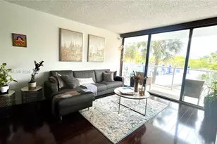 3701 N Country Club Dr, Aventura, FL 33180 - Photo 3
