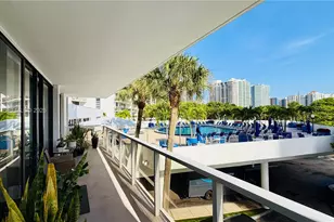 3701 N Country Club Dr, Aventura, FL 33180 - Photo 25