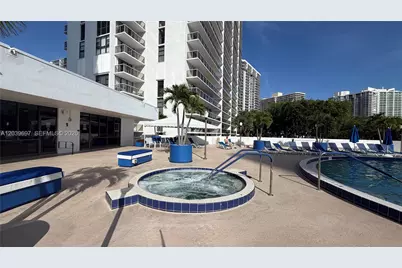 3701 N Country Club Dr #304, Aventura, FL 33180 - Photo 39