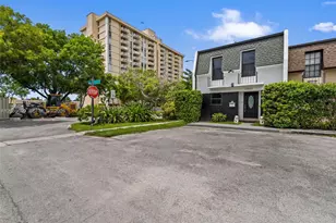 13502 NE 24th Ct, North Miami, FL 33181 - Photo 37