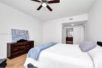 888 S Douglas Rd #910, Coral Gables, FL 33134 - Photo 13