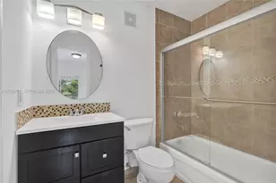 990 NW 78th Ave, Miami, FL 33126 - Photo 23