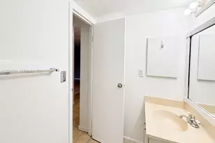 16851 NE 23rd Ave, North Miami Beach, FL 33160 - Photo 11