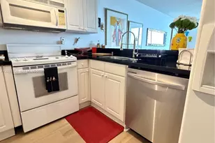 540 Brickell Key Dr, Miami, FL 33131 - Photo 41