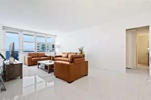 3725 S Ocean Dr, Hollywood, FL 33019 - Photo 9