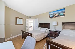 3725 S Ocean Dr, Hollywood, FL 33019 - Photo 17