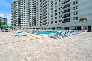 3725 S Ocean Dr, Hollywood, FL 33019 - Photo 23