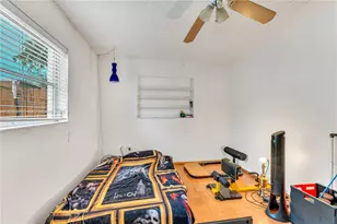551 NW 99th Way, Pembroke Pines, FL 33024 - Photo 35