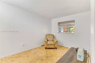 551 NW 99th Way, Pembroke Pines, FL 33024 - Photo 33