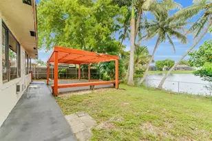 551 NW 99th Way, Pembroke Pines, FL 33024 - Photo 7