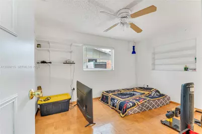 551 NW 99th Way, Pembroke Pines, FL 33024 - Photo 37