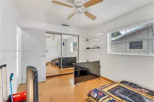 551 NW 99th Way, Pembroke Pines, FL 33024 - Photo 39