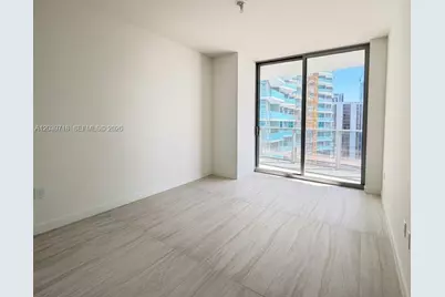 77 SE 5th St #1903, Miami, FL 33131 - Photo 11
