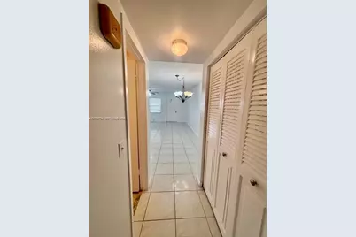 202 Mansfield #E, Boca Raton, FL 33434 - Photo 5