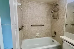 202 Mansfield, Boca Raton, FL 33434 - Photo 9