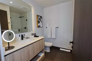 398 NE 5th St, Miami, FL 33132 - Photo 15