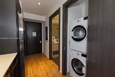 398 NE 5th St #2112, Miami, FL 33132 - Photo 9