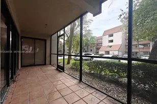 601 Ives Dairy Rd, Miami, FL 33179 - Photo 11