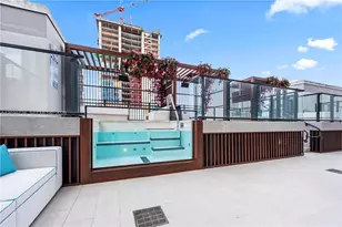 20 NE 11th St, Miami, FL 33132 - Photo 19