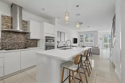 10260 NW 63 Terrace #213, Miami, FL 33178 - Photo 7