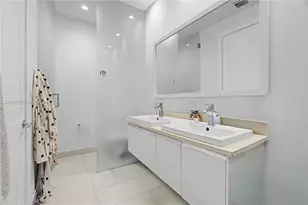 10260 NW 63 Terrace, Miami, FL 33178 - Photo 15