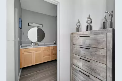800 West Ave #533, Miami Beach, FL 33139 - Photo 13