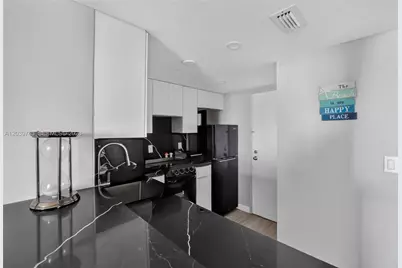 800 West Ave #533, Miami Beach, FL 33139 - Photo 9