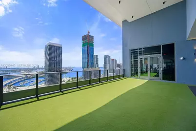121 NE 5th St #3006, Miami, FL 33132 - Photo 15