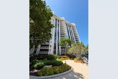 2000 Towerside Ter #301, Miami, FL 33138 - Photo 1