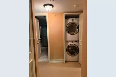 2000 Towerside Ter #301, Miami, FL 33138 - Photo 29