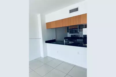 1750 N Bayshore Dr #2112, Miami, FL 33132 - Photo 3