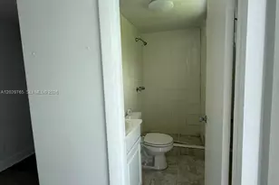 10731 SW 51st Dr, Miami, FL 33165 - Photo 31