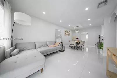 10731 SW 51st Dr, Miami, FL 33165 - Photo 7