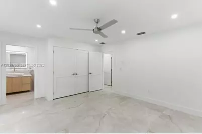291 E Shore Dr E, Miami, FL 33133 - Photo 43