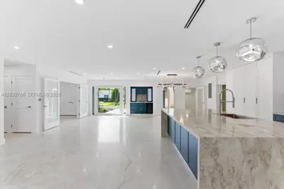291 E Shore Dr E, Miami, FL 33133 - Photo 109