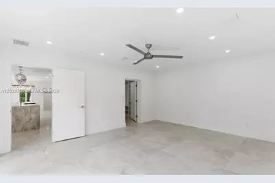 291 E Shore Dr E, Miami, FL 33133 - Photo 27