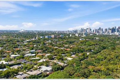 291 E Shore Dr E, Miami, FL 33133 - Photo 79